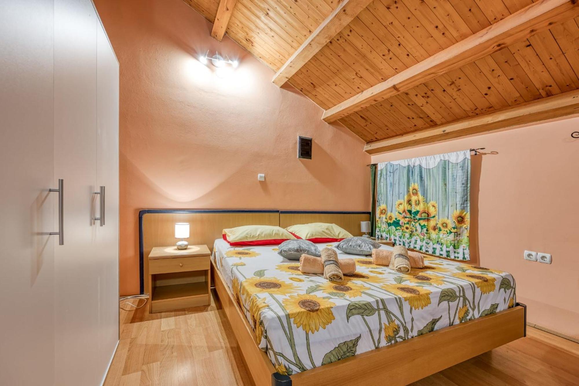 App Bonic Apartment Veli Losinj Bagian luar foto